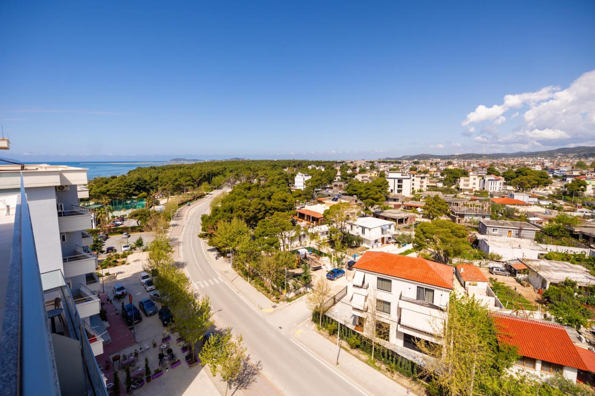 Sea & Sand Vlorë Exterior foto
